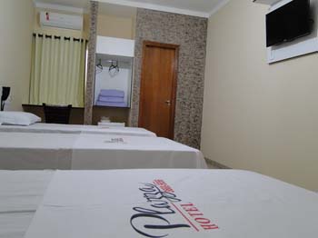 www.plazzahotelms.com.br
