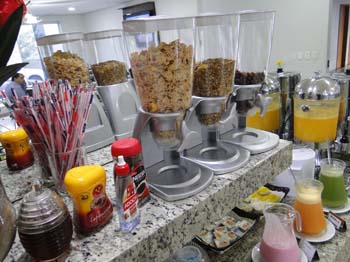 www.plazzahotelms.com.br