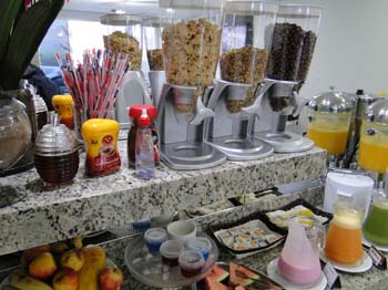 www.plazzahotelms.com.br