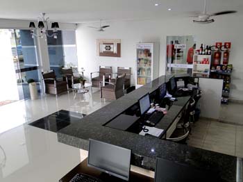 www.plazzahotelms.com.br